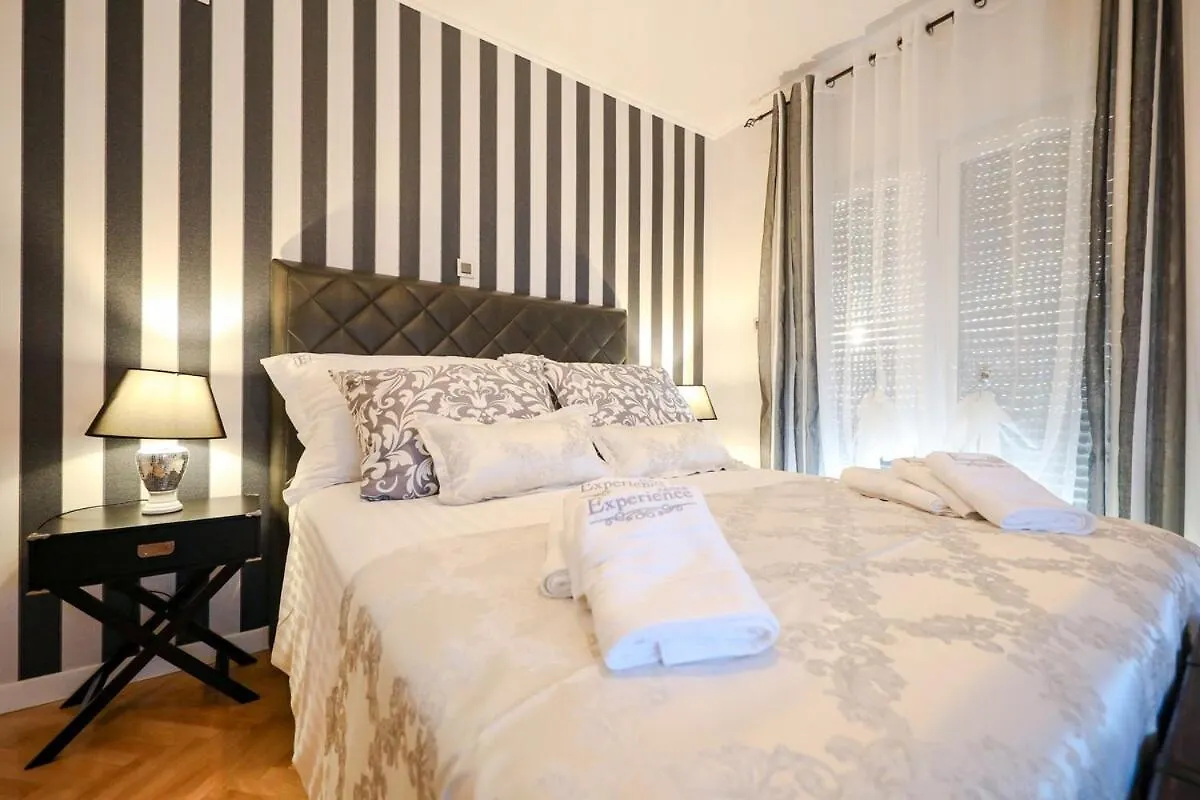 Luxury Villa Experience In Center Of Zadar With Heated Pool And Jacuzzi