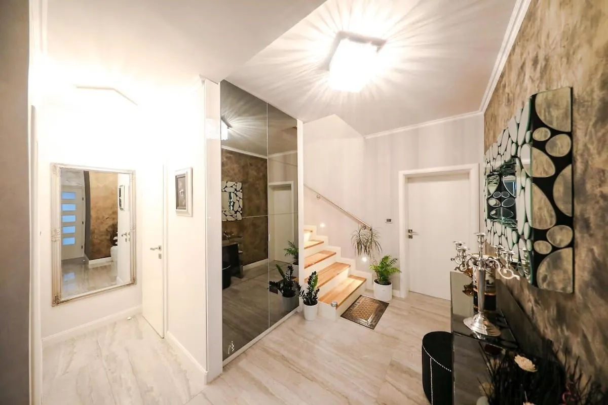 Luxury Villa Experience In Center Of Zadar With Heated Pool And Jacuzzi Chorvatsko