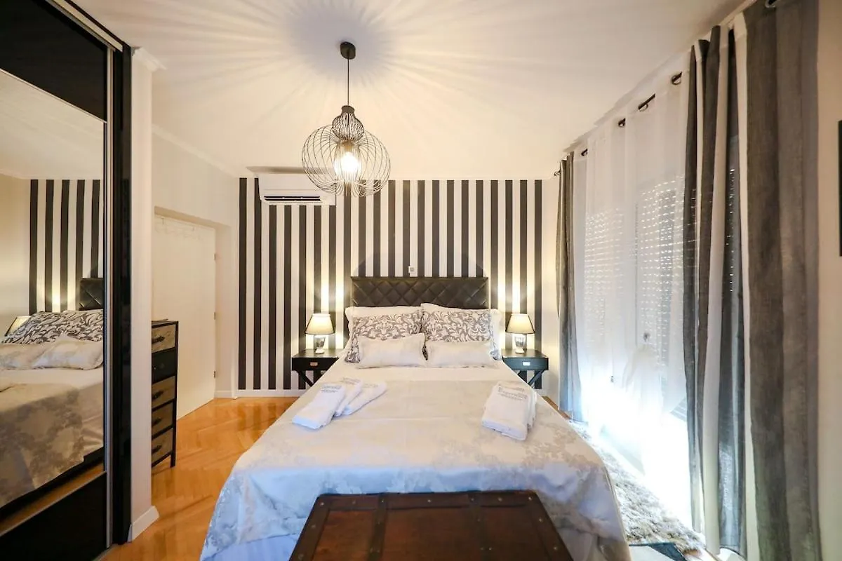 Luxury Villa Experience In Center Of Zadar With Heated Pool And Jacuzzi Chorvatsko